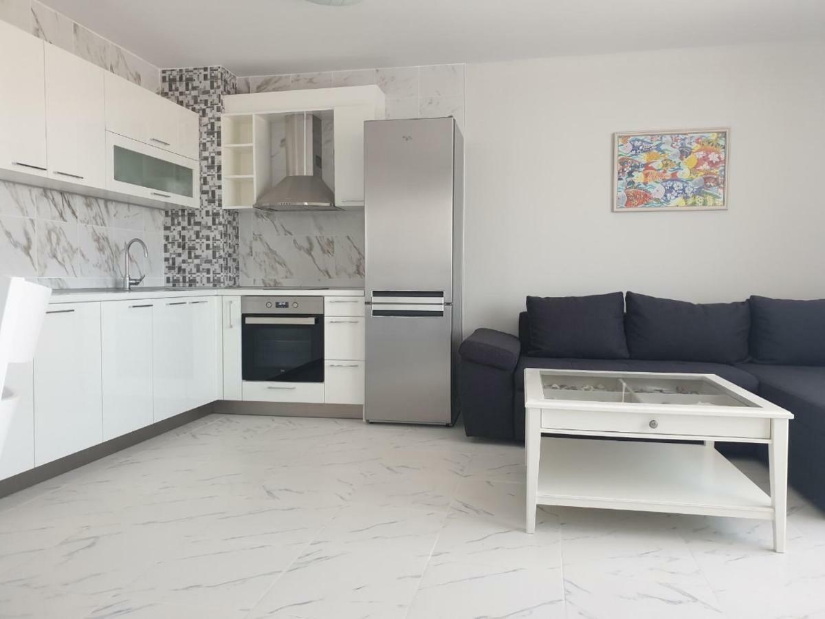 Hiora Apartments Vasiliko 茨雷沃 外观 照片