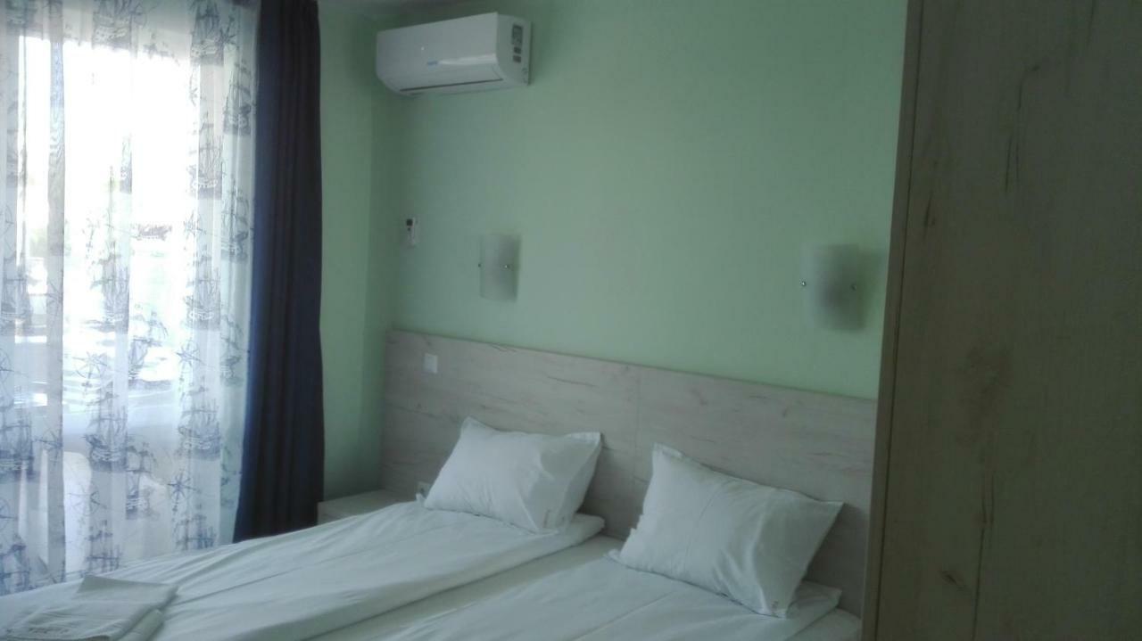 Hiora Apartments Vasiliko 茨雷沃 外观 照片