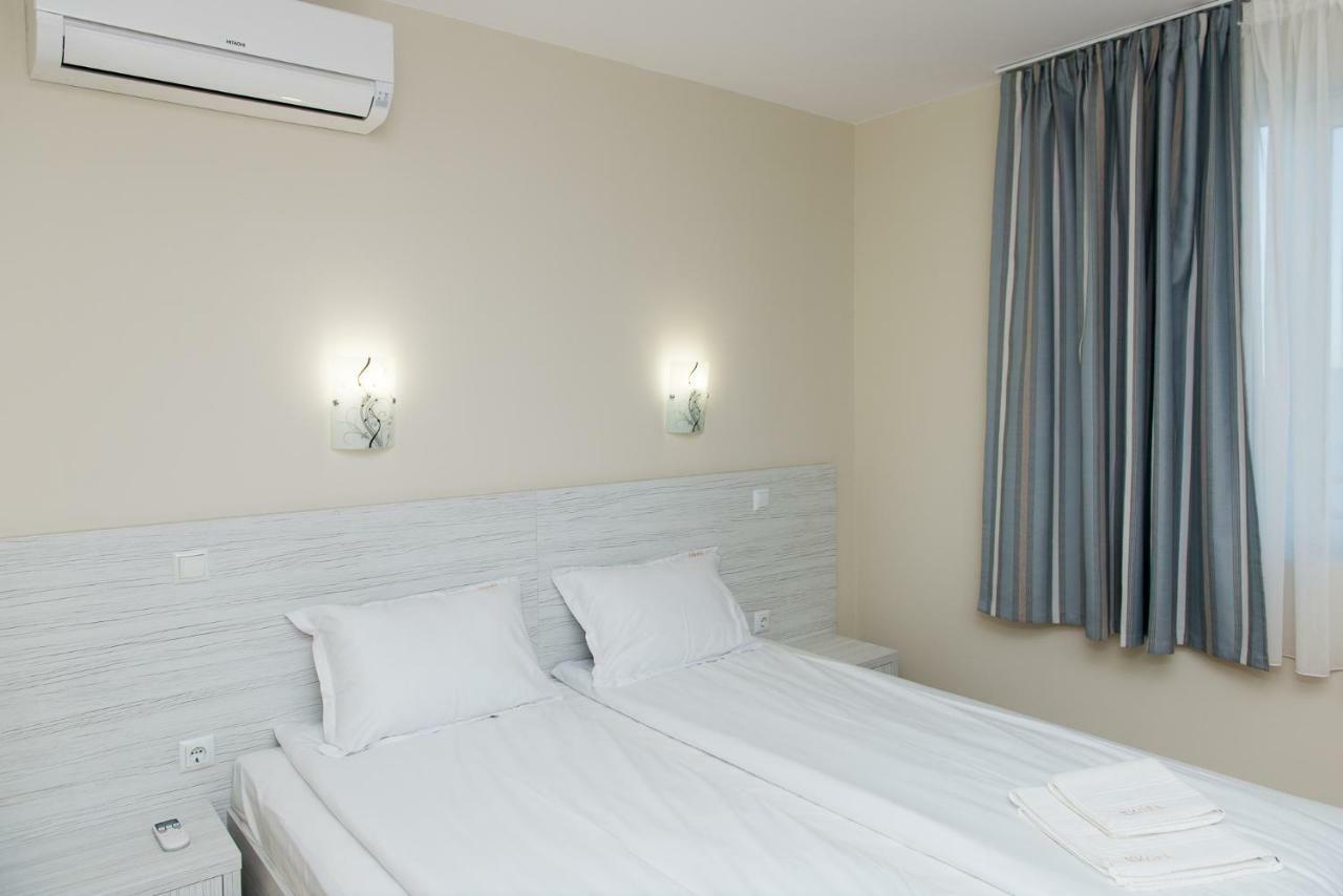 Hiora Apartments Vasiliko 茨雷沃 外观 照片