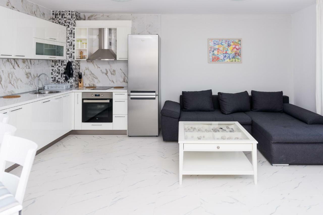 Hiora Apartments Vasiliko 茨雷沃 外观 照片