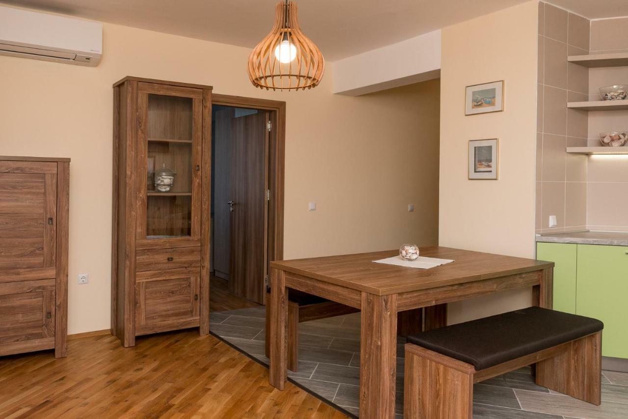 Hiora Apartments Vasiliko 茨雷沃 外观 照片