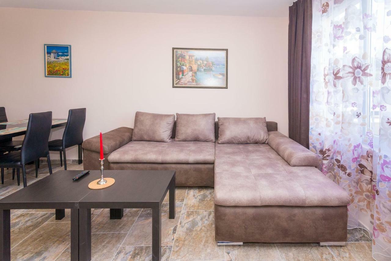 Hiora Apartments Vasiliko 茨雷沃 外观 照片